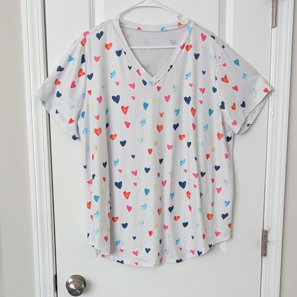 SHEIN Tops - Shein Curve Heart Print Shirt Size 2X